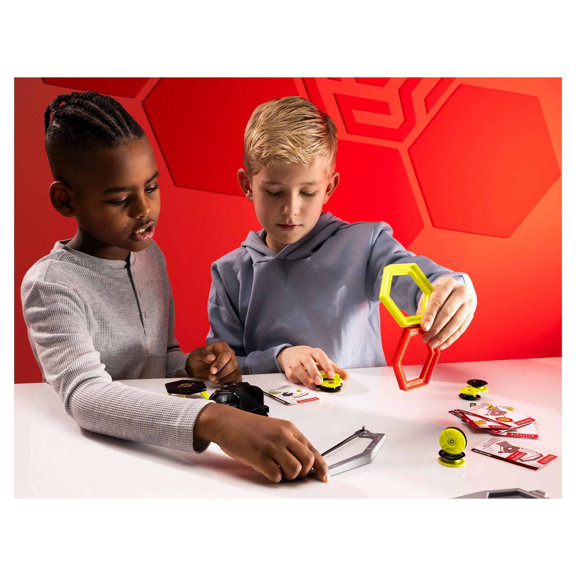 Fat Brain Magshuto Stunt Park Toy - Image 5