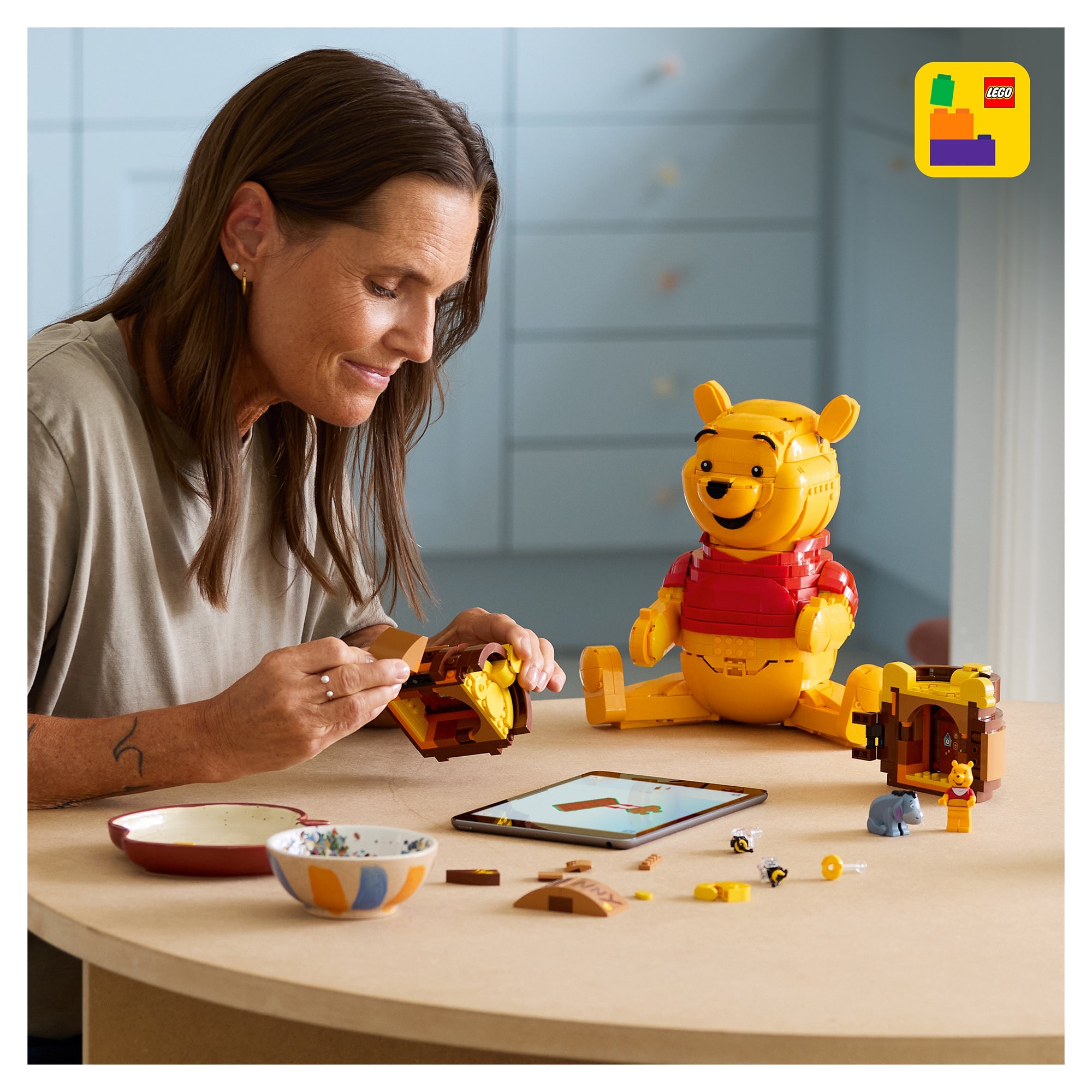 LEGO® Disney Winnie the Pooh Building Set 43300 Pot - Image 7