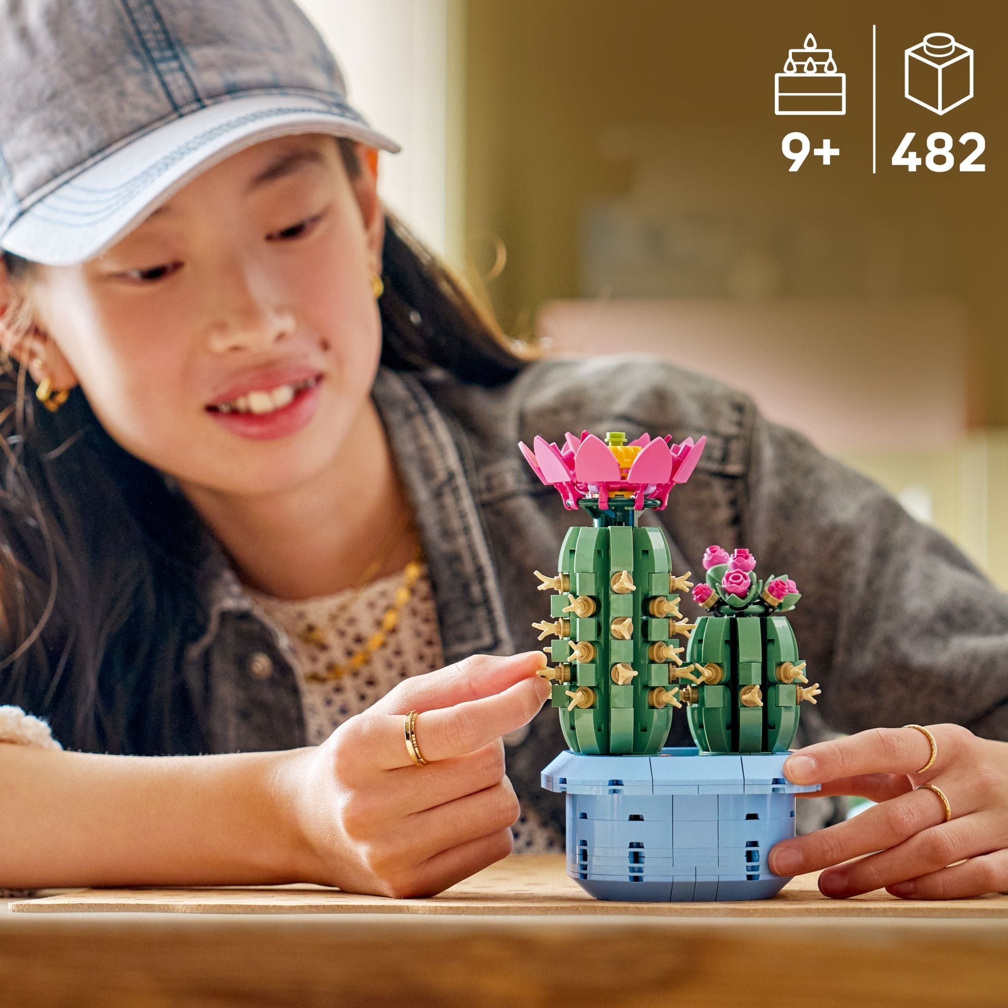 LEGO® Botanicals LEGO® Flowering Cactus Plants Decor 11509 Pot - Image 5