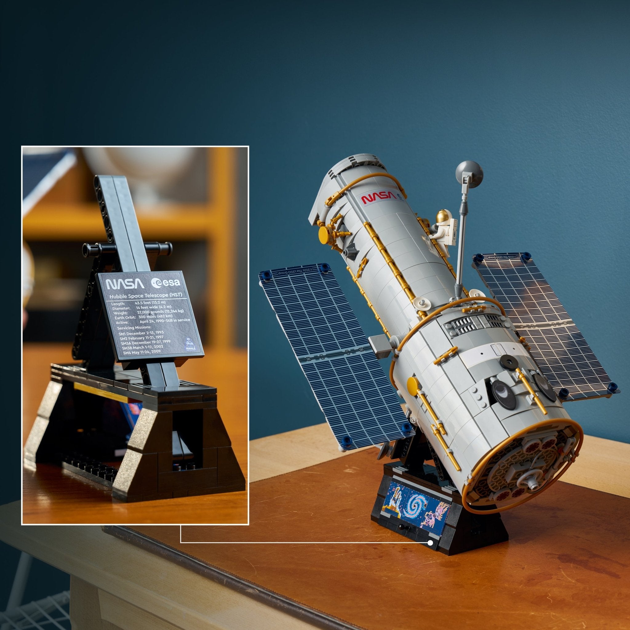 LEGO® Icons Hubble Space Telescope 11382 Scale - Image 3