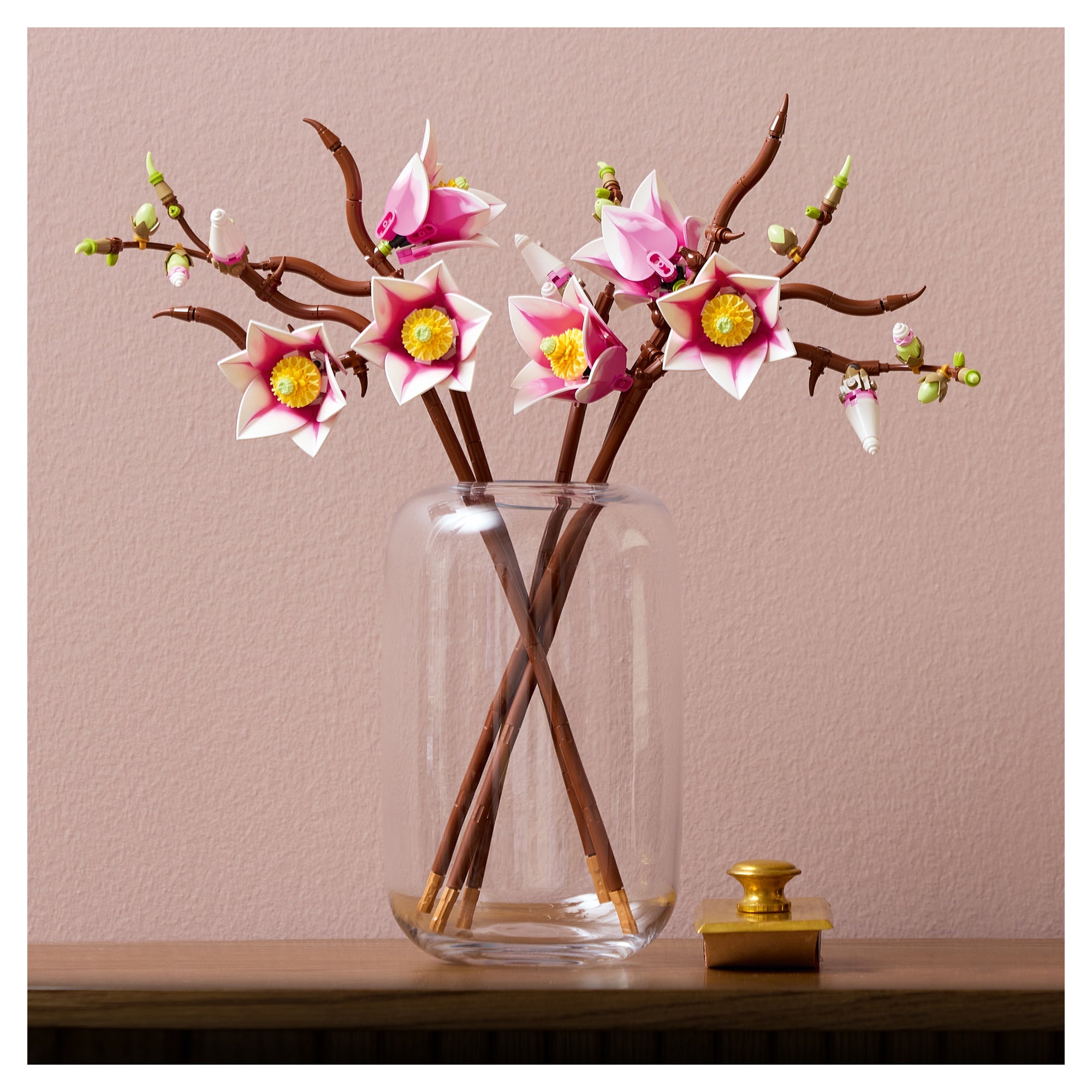 LEGO® Botanicals Magnolia Branches 11510 Cream - Image 7