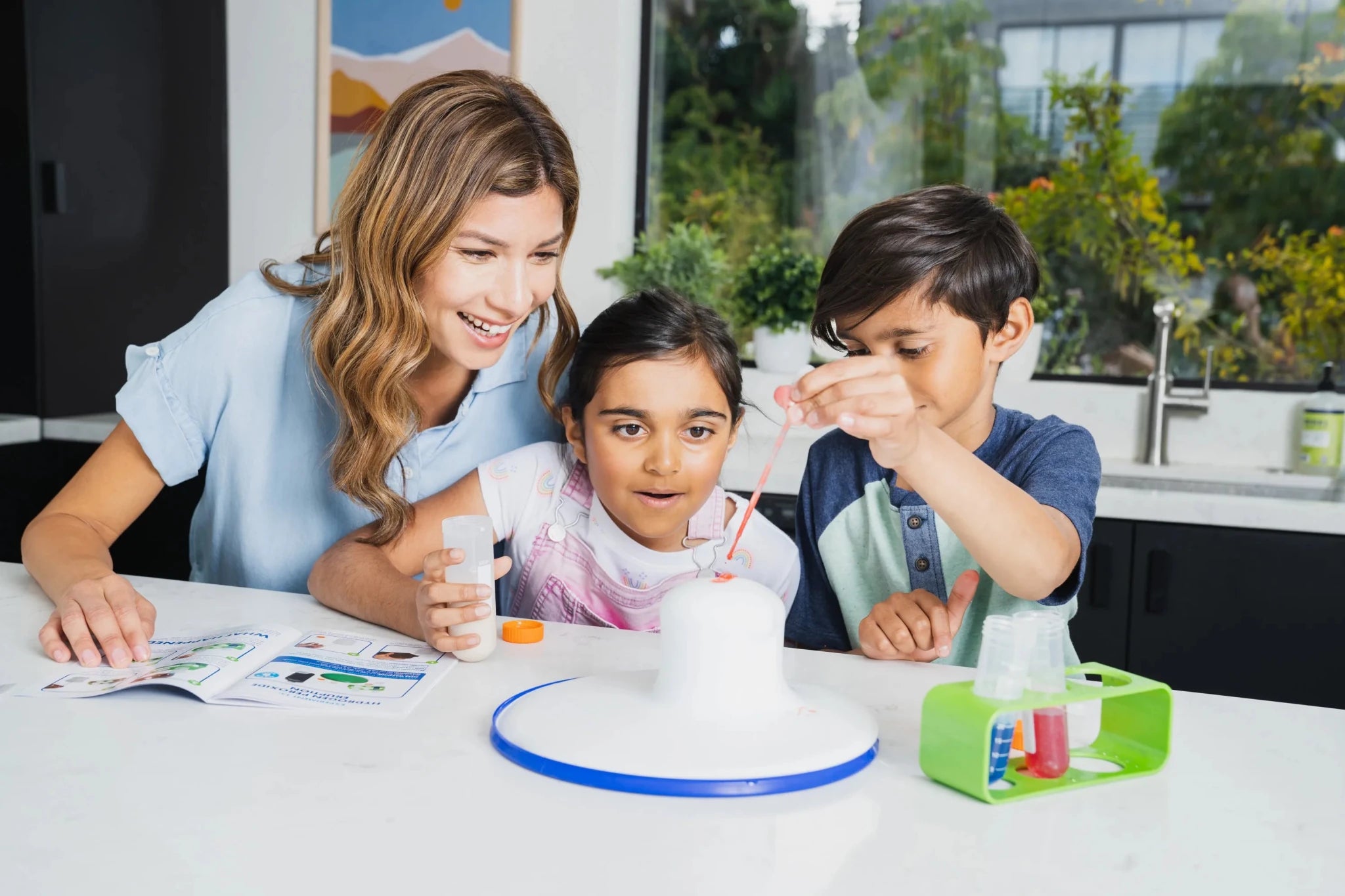 Educational Insights GeoSafari® Jr. My First Science Kit Glass - Image 3
