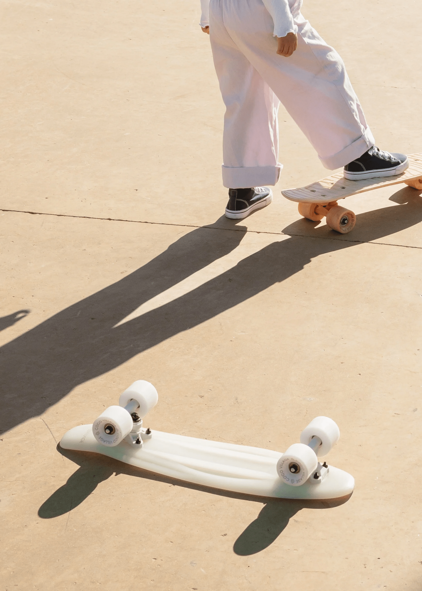 Coco Village Kids’ Pintail Cruiser Skateboard–Glow in the Dark Toy - Image 2