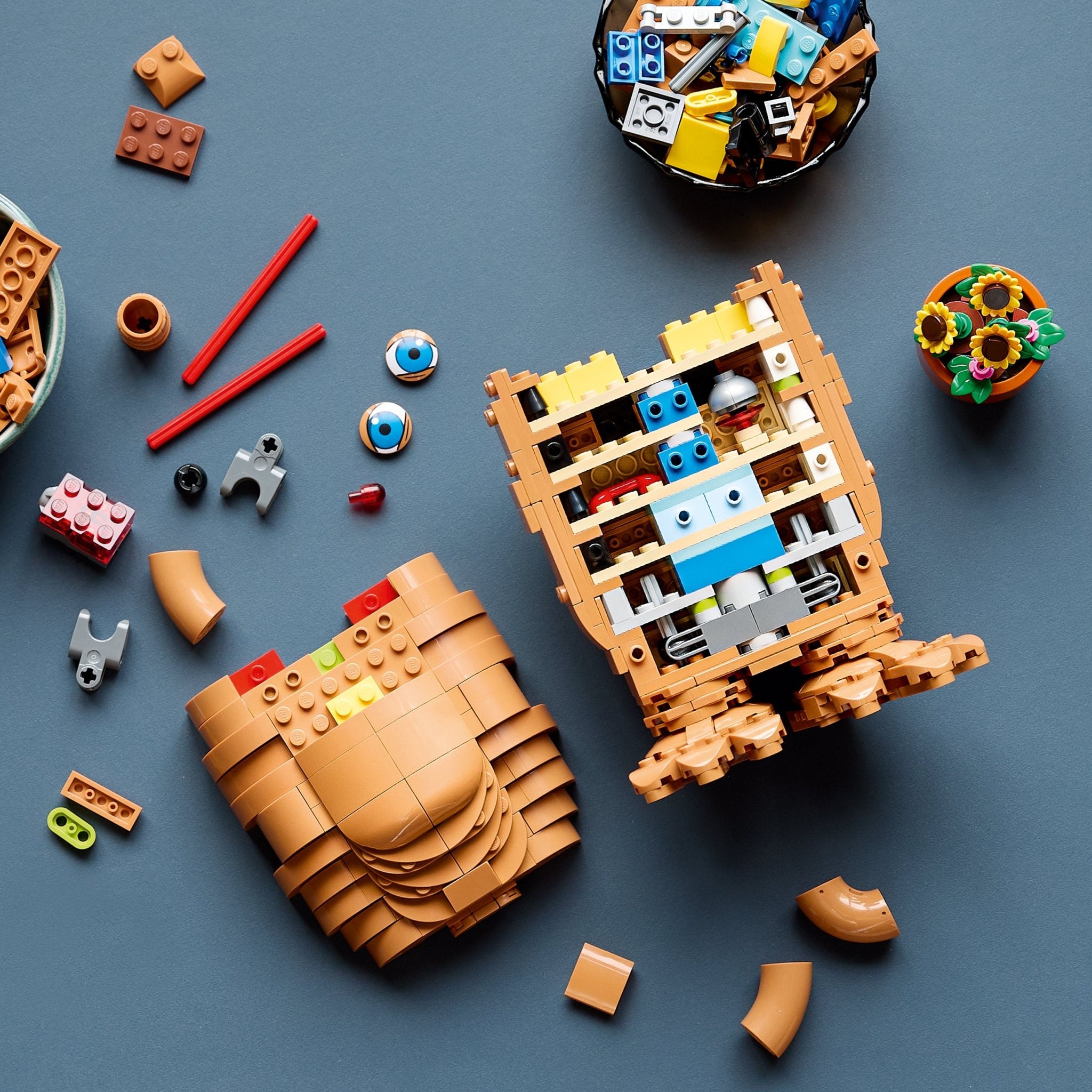 LEGO® Ideas E.T. the Extra-Terrestrial 21370 Pot - Image 4