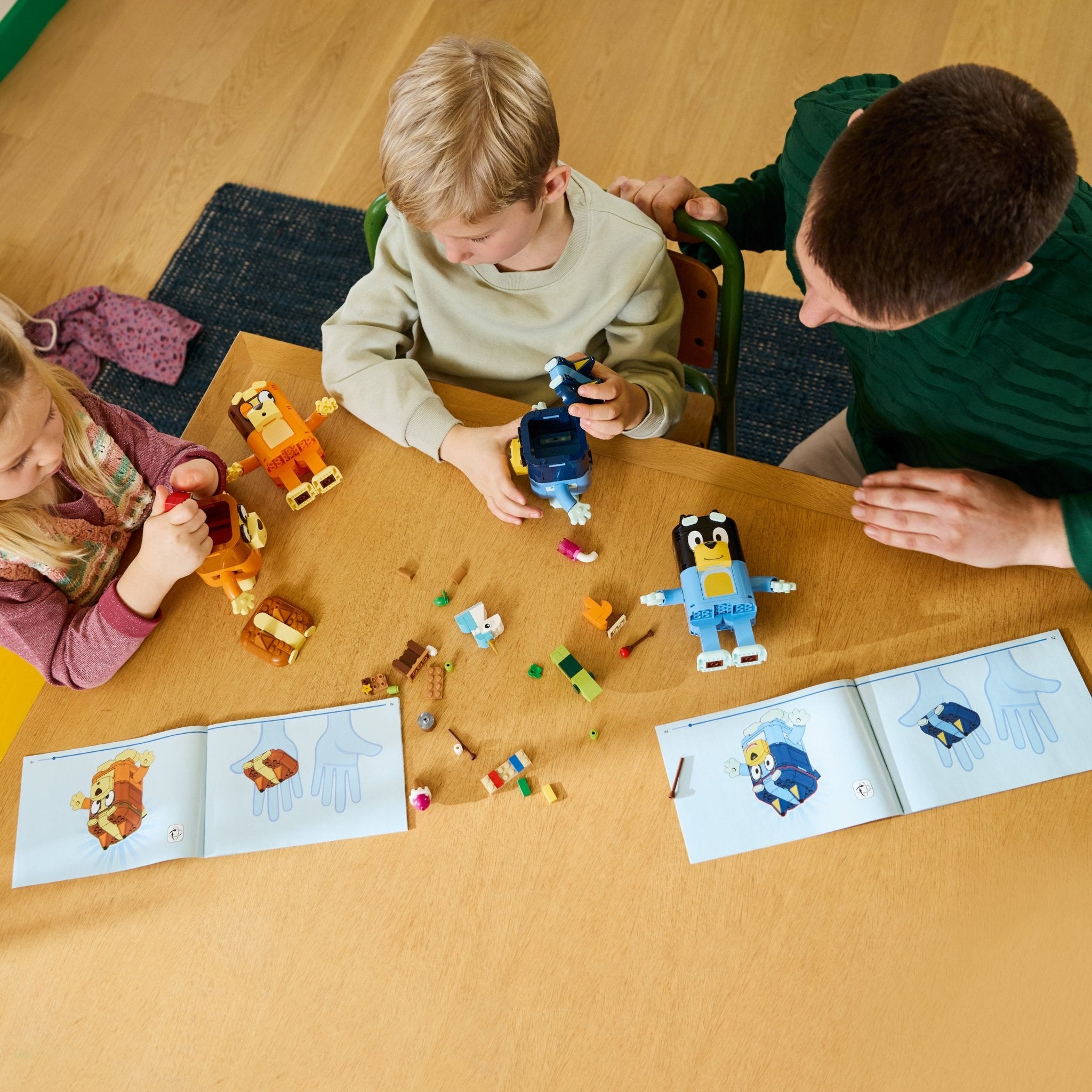 LEGO® Bluey Brick-Built Bluey Family 11217 Toy - Image 5