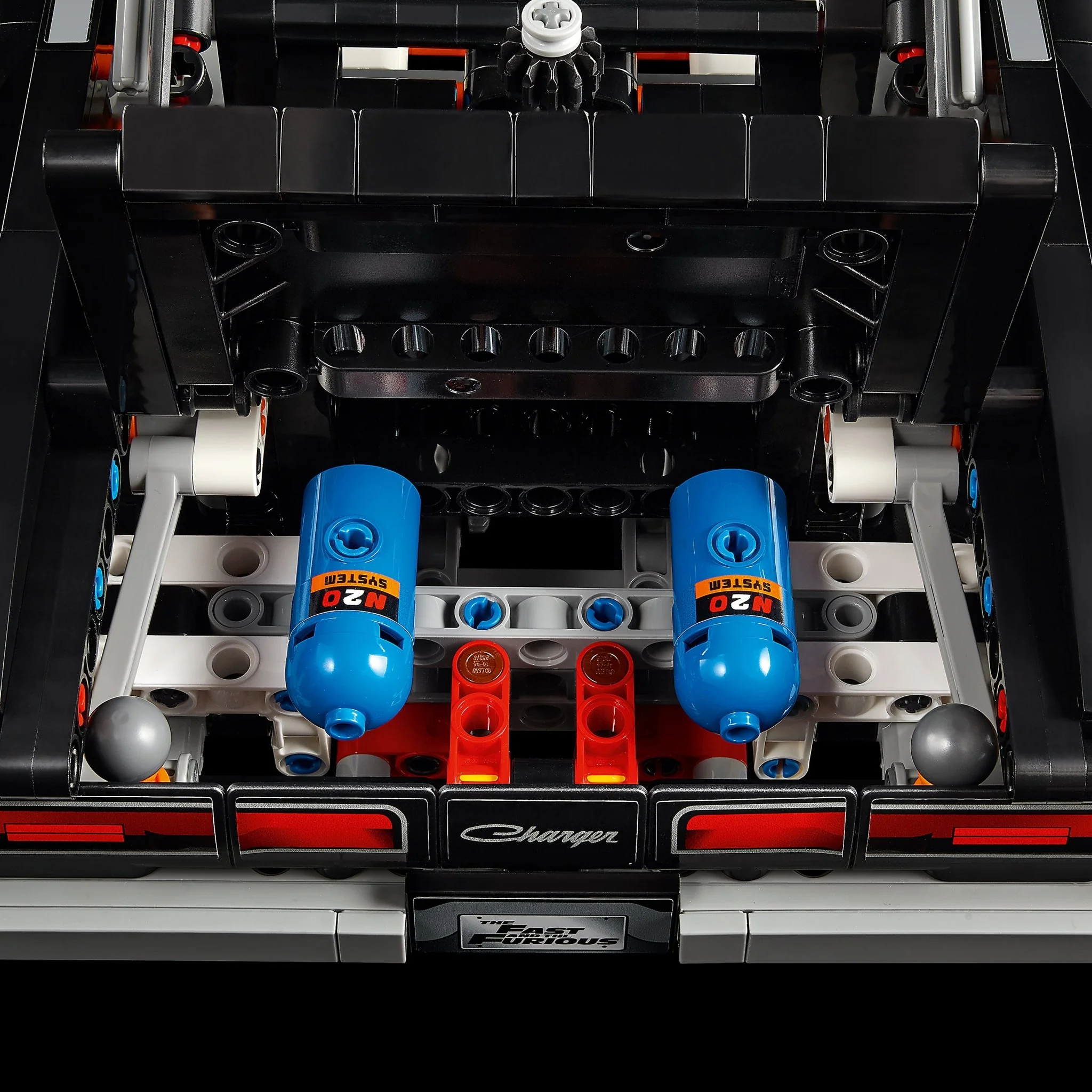 LEGO® Technic Fast and Furious Dodge Charger R/T Car 42231 Bottle - Image 5